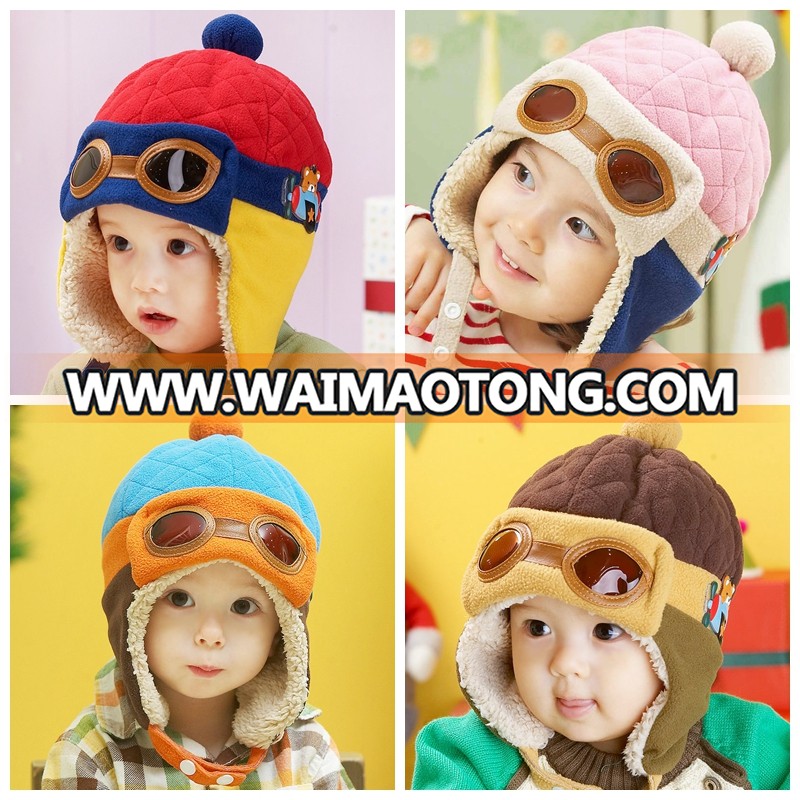 The new winter hats The pilot children's hat Han edition lei feng's cap baby hats